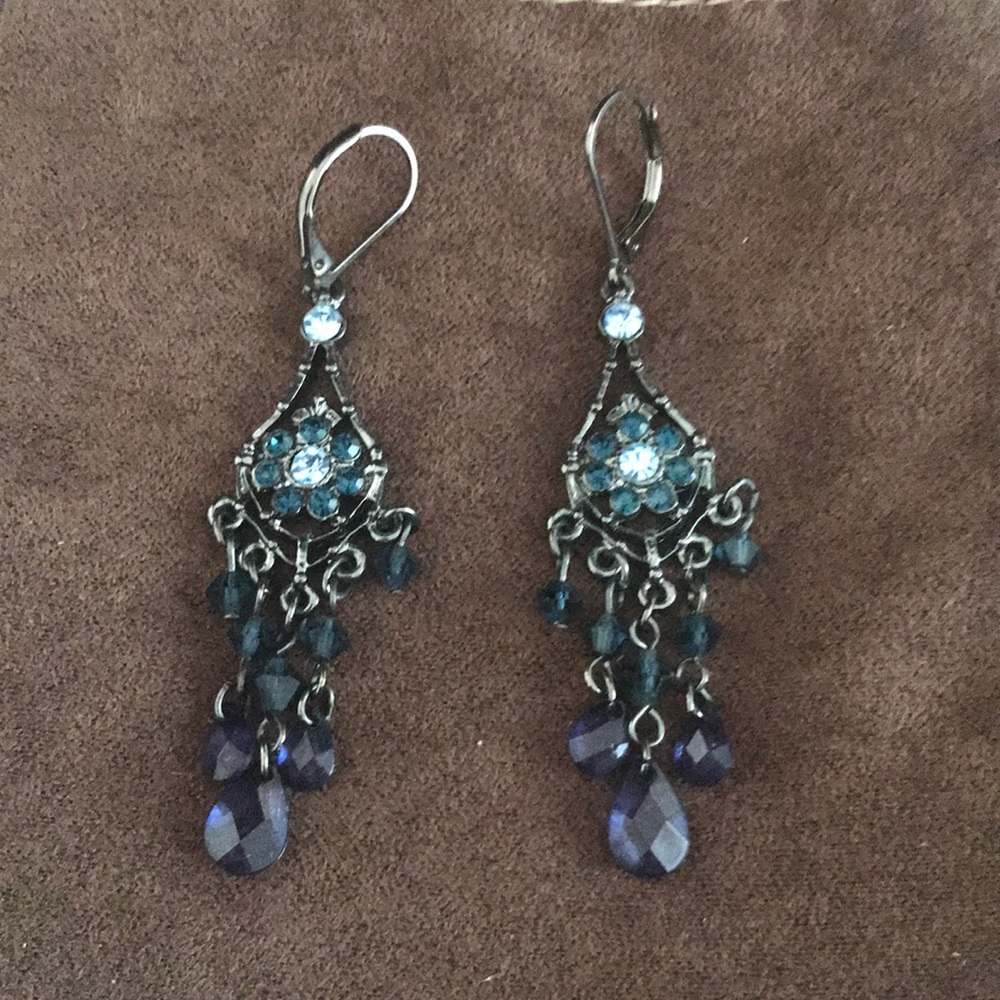Blue crystal earrings